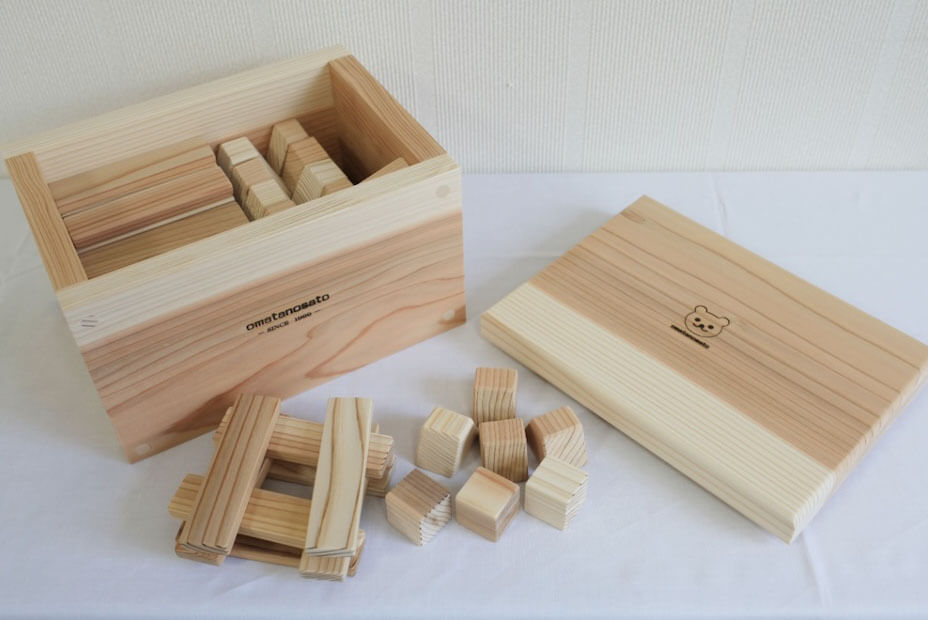 秋田スギ積み木